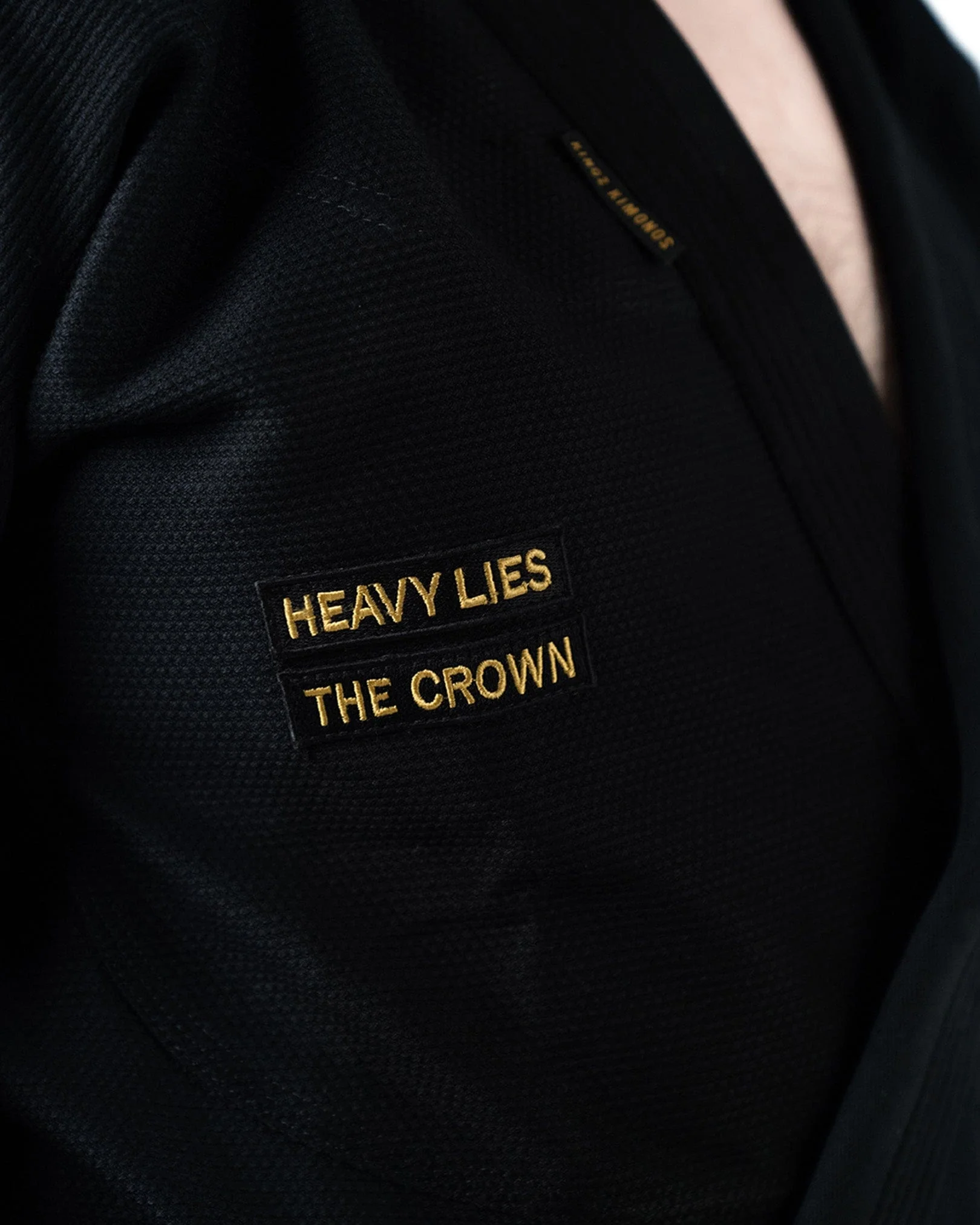 Comp 450 V6 Jiu Jitsu Gi - Black - Image 9