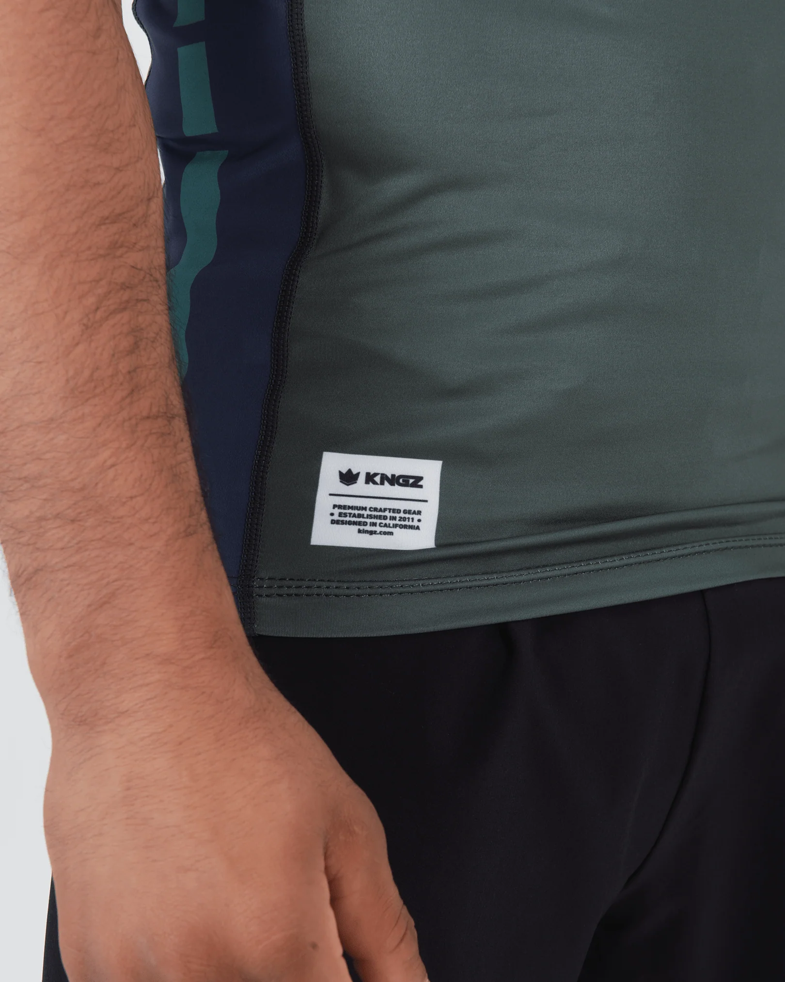 Draft Rashguard - Image 8