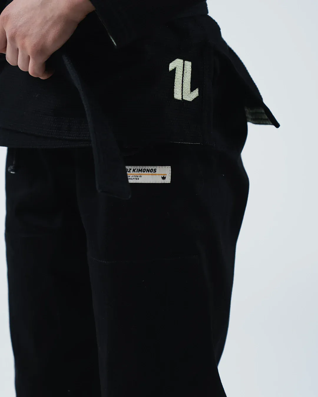 Kingz The ONE V2  Women's Jiu Jitsu Gi - Black - Image 12